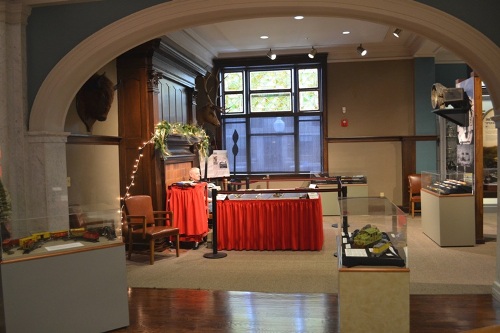 <p>The mode train exhibit is located on the second floor of the museum in the Building America exhibit.</p>
